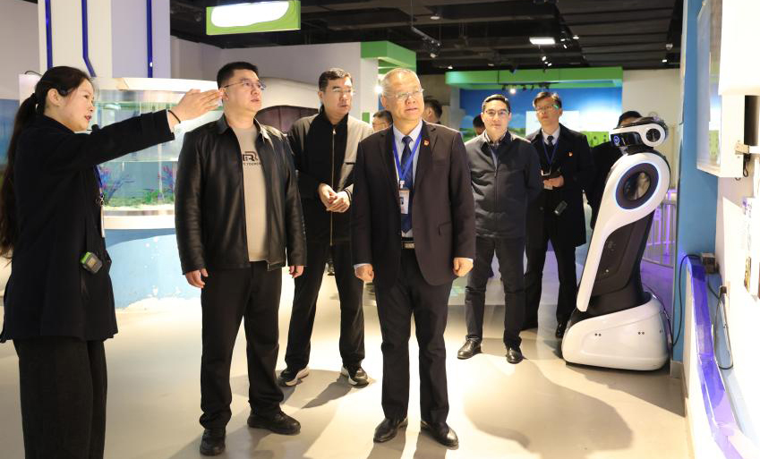市科协赴扬州开展对标学标学习活动